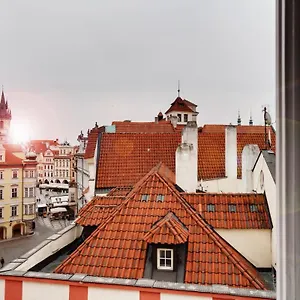 Karlova 25 , Praga Czechy